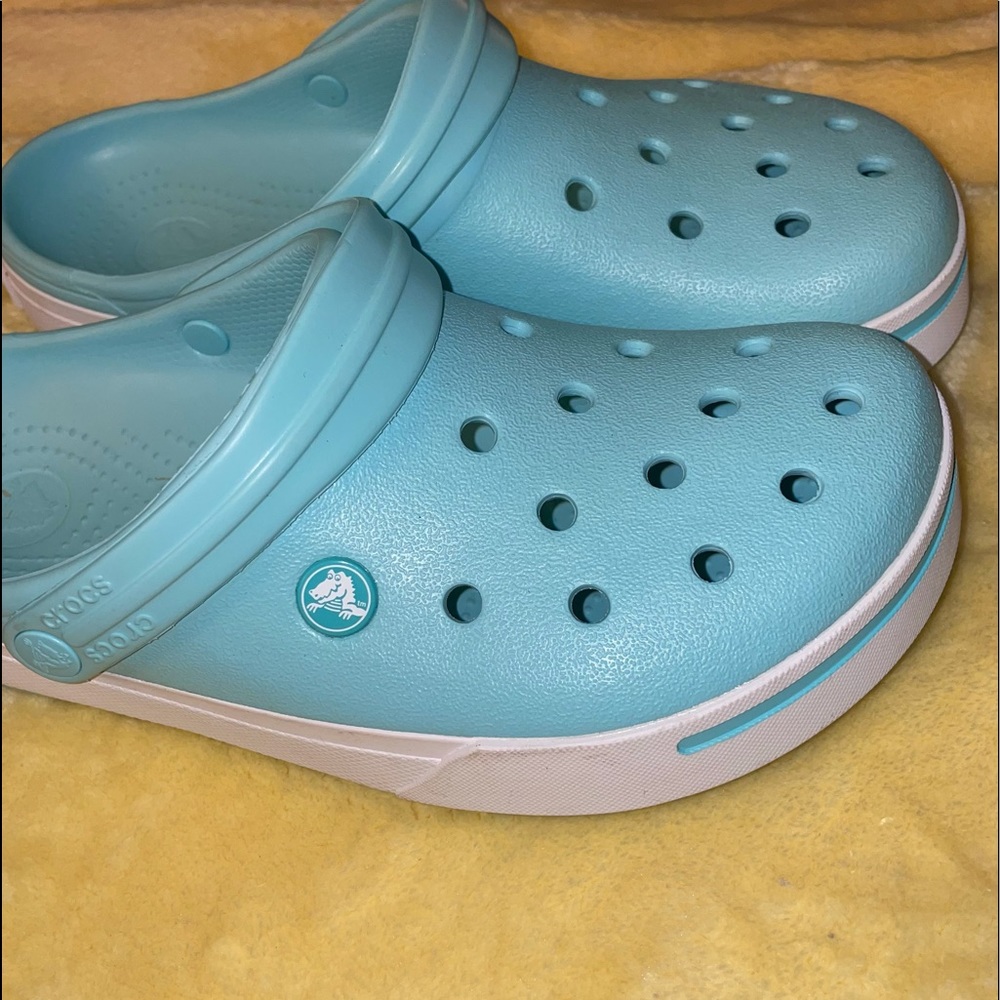 Light blue crocs